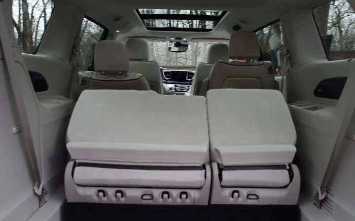 minivan fold  seat